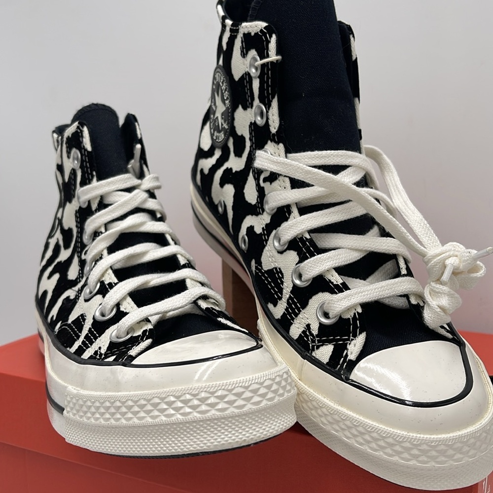 Converse WMNS CHUCK 70 HI
BLACK/EGRET/BLACK A12350C Sneakers - Picture 8 of 16